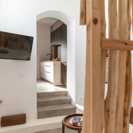Lithos Apartment Kostos